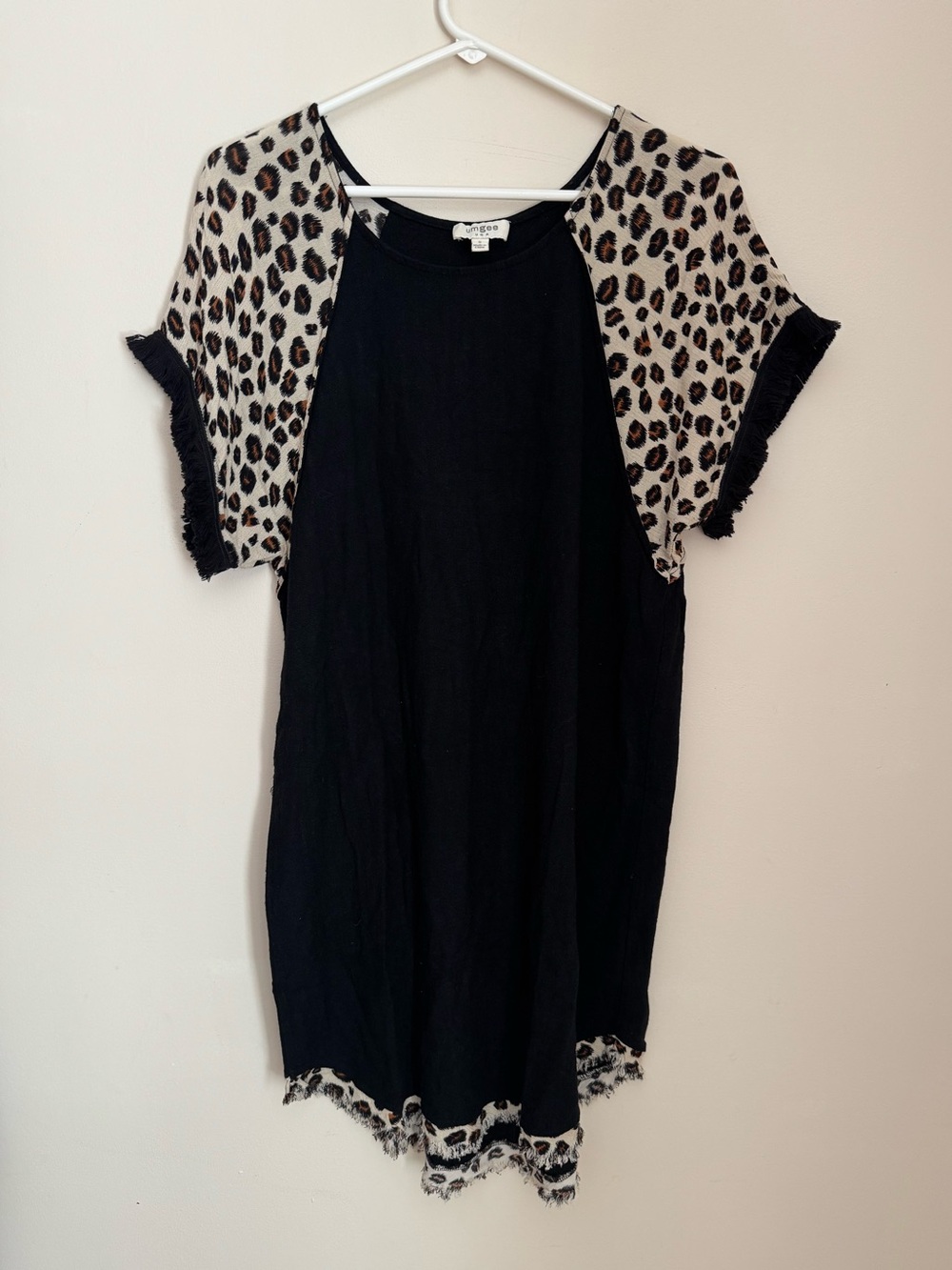 Umgee Leopard Print Linen Blend Dress Size Small Black Animal Print Boho A0240